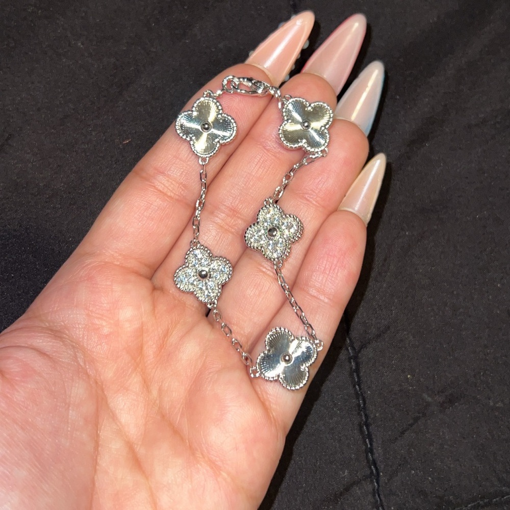 Elegant Silver Floral Bracelet